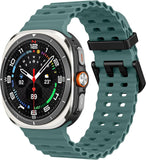 MoKo Bracelet Sport Compatible avec Samsung Galaxy Watch Ultra 47mm (2025/2024) pour Hommes Femmes, Bracelet de Remplacement en Silicone Souple Respirant et Étanche, Vert foncé